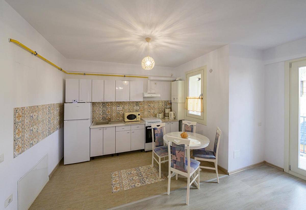 Apartament Laur Гура-Гуморулуй Экстерьер фото